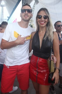 
<a style='margin-left: 5px;' class='btn btn-xs btn-social btn-facebook' href='https://www.facebook.com/sharer/sharer.php?u=https://galeramix.s01.web.getmuller.com.br/imagem/a94/800-800-90/conteudo/site_galerias/94/wesley-safadao-galera-mix-61.jpg' rel='popup' data-width='500' data-height='400'><i class='fa fa-facebook'></i>Compartilhar <span class='hidden-xs'>no Facebook</span>
</a> 
<a class='btn btn-default btn-xs' target='_blank' href='imagem/a94/800-800-90/conteudo/site_galerias/94/wesley-safadao-galera-mix-61.jpg'>
<span class='glyphicon glyphicon-cloud-download'></span> Salvar
</a>
