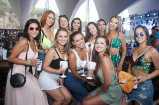 
<a style='margin-left: 5px;' class='btn btn-xs btn-social btn-facebook' href='https://www.facebook.com/sharer/sharer.php?u=https://galeramix.s01.web.getmuller.com.br/imagem/a94/800-800-90/conteudo/site_galerias/94/wesley-safadao-galera-mix-76.jpg' rel='popup' data-width='500' data-height='400'><i class='fa fa-facebook'></i>Compartilhar <span class='hidden-xs'>no Facebook</span>
</a> 
<a class='btn btn-default btn-xs' target='_blank' href='imagem/a94/800-800-90/conteudo/site_galerias/94/wesley-safadao-galera-mix-76.jpg'>
<span class='glyphicon glyphicon-cloud-download'></span> Salvar
</a>
