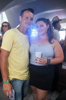 
<a style='margin-left: 5px;' class='btn btn-xs btn-social btn-facebook' href='https://www.facebook.com/sharer/sharer.php?u=https://galeramix.s01.web.getmuller.com.br/imagem/a94/800-800-90/conteudo/site_galerias/94/wesley-safadao-galera-mix-81.jpg' rel='popup' data-width='500' data-height='400'><i class='fa fa-facebook'></i>Compartilhar <span class='hidden-xs'>no Facebook</span>
</a> 
<a class='btn btn-default btn-xs' target='_blank' href='imagem/a94/800-800-90/conteudo/site_galerias/94/wesley-safadao-galera-mix-81.jpg'>
<span class='glyphicon glyphicon-cloud-download'></span> Salvar
</a>
