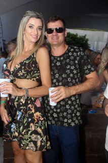 
<a style='margin-left: 5px;' class='btn btn-xs btn-social btn-facebook' href='https://www.facebook.com/sharer/sharer.php?u=https://galeramix.s01.web.getmuller.com.br/imagem/a94/800-800-90/conteudo/site_galerias/94/wesley-safadao-galera-mix-95.jpg' rel='popup' data-width='500' data-height='400'><i class='fa fa-facebook'></i>Compartilhar <span class='hidden-xs'>no Facebook</span>
</a> 
<a class='btn btn-default btn-xs' target='_blank' href='imagem/a94/800-800-90/conteudo/site_galerias/94/wesley-safadao-galera-mix-95.jpg'>
<span class='glyphicon glyphicon-cloud-download'></span> Salvar
</a>
