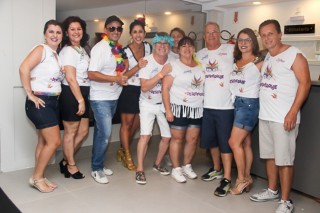 
                        <a style='margin-left: 5px;' class='btn btn-xs btn-social btn-facebook' href='https://www.facebook.com/sharer/sharer.php?u=https://galeramix.s01.web.getmuller.com.br/imagem/a96/800-800-90/conteudo/site_galerias/96/img3375.jpg' rel='popup' data-width='500' data-height='400'><i class='fa fa-facebook'></i>Compartilhar <span class='hidden-xs'>no Facebook</span>
                    </a> 
                    <a class='btn btn-default btn-xs' target='_blank' href='imagem/a96/800-800-90/conteudo/site_galerias/96/img3375.jpg'>
                        <span class='glyphicon glyphicon-cloud-download'></span> Salvar
                    </a>
                    