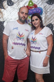 
<a style='margin-left: 5px;' class='btn btn-xs btn-social btn-facebook' href='https://www.facebook.com/sharer/sharer.php?u=https://galeramix.s01.web.getmuller.com.br/imagem/a96/800-800-90/conteudo/site_galerias/96/img3411.jpg' rel='popup' data-width='500' data-height='400'><i class='fa fa-facebook'></i>Compartilhar <span class='hidden-xs'>no Facebook</span>
</a> 
<a class='btn btn-default btn-xs' target='_blank' href='imagem/a96/800-800-90/conteudo/site_galerias/96/img3411.jpg'>
<span class='glyphicon glyphicon-cloud-download'></span> Salvar
</a>
