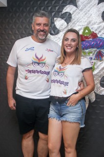 
<a style='margin-left: 5px;' class='btn btn-xs btn-social btn-facebook' href='https://www.facebook.com/sharer/sharer.php?u=https://galeramix.s01.web.getmuller.com.br/imagem/a96/800-800-90/conteudo/site_galerias/96/img3452.jpg' rel='popup' data-width='500' data-height='400'><i class='fa fa-facebook'></i>Compartilhar <span class='hidden-xs'>no Facebook</span>
</a> 
<a class='btn btn-default btn-xs' target='_blank' href='imagem/a96/800-800-90/conteudo/site_galerias/96/img3452.jpg'>
<span class='glyphicon glyphicon-cloud-download'></span> Salvar
</a>
