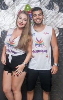 
<a style='margin-left: 5px;' class='btn btn-xs btn-social btn-facebook' href='https://www.facebook.com/sharer/sharer.php?u=https://galeramix.s01.web.getmuller.com.br/imagem/a96/800-800-90/conteudo/site_galerias/96/img3461.jpg' rel='popup' data-width='500' data-height='400'><i class='fa fa-facebook'></i>Compartilhar <span class='hidden-xs'>no Facebook</span>
</a> 
<a class='btn btn-default btn-xs' target='_blank' href='imagem/a96/800-800-90/conteudo/site_galerias/96/img3461.jpg'>
<span class='glyphicon glyphicon-cloud-download'></span> Salvar
</a>
