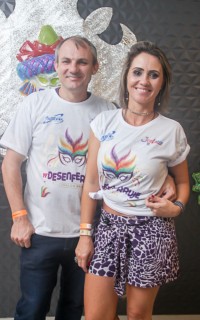 
<a style='margin-left: 5px;' class='btn btn-xs btn-social btn-facebook' href='https://www.facebook.com/sharer/sharer.php?u=https://galeramix.s01.web.getmuller.com.br/imagem/a96/800-800-90/conteudo/site_galerias/96/img3496.jpg' rel='popup' data-width='500' data-height='400'><i class='fa fa-facebook'></i>Compartilhar <span class='hidden-xs'>no Facebook</span>
</a> 
<a class='btn btn-default btn-xs' target='_blank' href='imagem/a96/800-800-90/conteudo/site_galerias/96/img3496.jpg'>
<span class='glyphicon glyphicon-cloud-download'></span> Salvar
</a>
