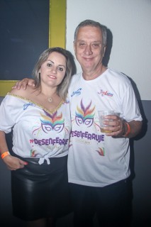 
<a style='margin-left: 5px;' class='btn btn-xs btn-social btn-facebook' href='https://www.facebook.com/sharer/sharer.php?u=https://galeramix.s01.web.getmuller.com.br/imagem/a96/800-800-90/conteudo/site_galerias/96/img3565.jpg' rel='popup' data-width='500' data-height='400'><i class='fa fa-facebook'></i>Compartilhar <span class='hidden-xs'>no Facebook</span>
</a> 
<a class='btn btn-default btn-xs' target='_blank' href='imagem/a96/800-800-90/conteudo/site_galerias/96/img3565.jpg'>
<span class='glyphicon glyphicon-cloud-download'></span> Salvar
</a>
