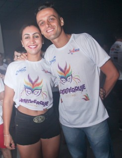 
<a style='margin-left: 5px;' class='btn btn-xs btn-social btn-facebook' href='https://www.facebook.com/sharer/sharer.php?u=https://galeramix.s01.web.getmuller.com.br/imagem/a96/800-800-90/conteudo/site_galerias/96/img3593.jpg' rel='popup' data-width='500' data-height='400'><i class='fa fa-facebook'></i>Compartilhar <span class='hidden-xs'>no Facebook</span>
</a> 
<a class='btn btn-default btn-xs' target='_blank' href='imagem/a96/800-800-90/conteudo/site_galerias/96/img3593.jpg'>
<span class='glyphicon glyphicon-cloud-download'></span> Salvar
</a>
