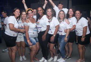 
<a style='margin-left: 5px;' class='btn btn-xs btn-social btn-facebook' href='https://www.facebook.com/sharer/sharer.php?u=https://galeramix.s01.web.getmuller.com.br/imagem/a96/800-800-90/conteudo/site_galerias/96/img3632.jpg' rel='popup' data-width='500' data-height='400'><i class='fa fa-facebook'></i>Compartilhar <span class='hidden-xs'>no Facebook</span>
</a> 
<a class='btn btn-default btn-xs' target='_blank' href='imagem/a96/800-800-90/conteudo/site_galerias/96/img3632.jpg'>
<span class='glyphicon glyphicon-cloud-download'></span> Salvar
</a>
