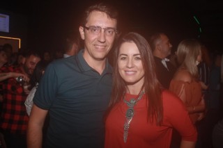 
<a style='margin-left: 5px;' class='btn btn-xs btn-social btn-facebook' href='https://www.facebook.com/sharer/sharer.php?u=https://galeramix.s01.web.getmuller.com.br/imagem/a98/800-800-90/conteudo/site_galerias/98/galeramix-show-leonardo-e-eduardo-costa-12.jpg' rel='popup' data-width='500' data-height='400'><i class='fa fa-facebook'></i>Compartilhar <span class='hidden-xs'>no Facebook</span>
</a> 
<a class='btn btn-default btn-xs' target='_blank' href='imagem/a98/800-800-90/conteudo/site_galerias/98/galeramix-show-leonardo-e-eduardo-costa-12.jpg'>
<span class='glyphicon glyphicon-cloud-download'></span> Salvar
</a>
