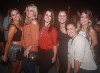 
<a style='margin-left: 5px;' class='btn btn-xs btn-social btn-facebook' href='https://www.facebook.com/sharer/sharer.php?u=https://galeramix.s01.web.getmuller.com.br/imagem/a98/800-800-90/conteudo/site_galerias/98/galeramix-show-leonardo-e-eduardo-costa-16.jpg' rel='popup' data-width='500' data-height='400'><i class='fa fa-facebook'></i>Compartilhar <span class='hidden-xs'>no Facebook</span>
</a> 
<a class='btn btn-default btn-xs' target='_blank' href='imagem/a98/800-800-90/conteudo/site_galerias/98/galeramix-show-leonardo-e-eduardo-costa-16.jpg'>
<span class='glyphicon glyphicon-cloud-download'></span> Salvar
</a>
