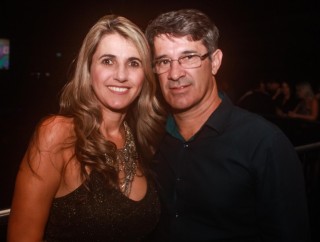 
<a style='margin-left: 5px;' class='btn btn-xs btn-social btn-facebook' href='https://www.facebook.com/sharer/sharer.php?u=https://galeramix.s01.web.getmuller.com.br/imagem/a98/800-800-90/conteudo/site_galerias/98/galeramix-show-leonardo-e-eduardo-costa-38.jpg' rel='popup' data-width='500' data-height='400'><i class='fa fa-facebook'></i>Compartilhar <span class='hidden-xs'>no Facebook</span>
</a> 
<a class='btn btn-default btn-xs' target='_blank' href='imagem/a98/800-800-90/conteudo/site_galerias/98/galeramix-show-leonardo-e-eduardo-costa-38.jpg'>
<span class='glyphicon glyphicon-cloud-download'></span> Salvar
</a>
