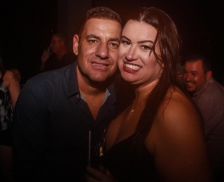 
<a style='margin-left: 5px;' class='btn btn-xs btn-social btn-facebook' href='https://www.facebook.com/sharer/sharer.php?u=https://galeramix.s01.web.getmuller.com.br/imagem/a98/800-800-90/conteudo/site_galerias/98/galeramix-show-leonardo-e-eduardo-costa-45.jpg' rel='popup' data-width='500' data-height='400'><i class='fa fa-facebook'></i>Compartilhar <span class='hidden-xs'>no Facebook</span>
</a> 
<a class='btn btn-default btn-xs' target='_blank' href='imagem/a98/800-800-90/conteudo/site_galerias/98/galeramix-show-leonardo-e-eduardo-costa-45.jpg'>
<span class='glyphicon glyphicon-cloud-download'></span> Salvar
</a>
