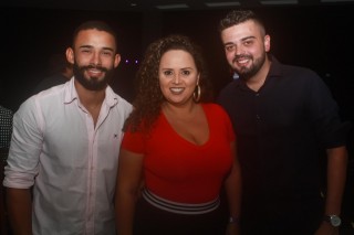 
<a style='margin-left: 5px;' class='btn btn-xs btn-social btn-facebook' href='https://www.facebook.com/sharer/sharer.php?u=https://galeramix.s01.web.getmuller.com.br/imagem/a98/800-800-90/conteudo/site_galerias/98/galeramix-show-leonardo-e-eduardo-costa-57.jpg' rel='popup' data-width='500' data-height='400'><i class='fa fa-facebook'></i>Compartilhar <span class='hidden-xs'>no Facebook</span>
</a> 
<a class='btn btn-default btn-xs' target='_blank' href='imagem/a98/800-800-90/conteudo/site_galerias/98/galeramix-show-leonardo-e-eduardo-costa-57.jpg'>
<span class='glyphicon glyphicon-cloud-download'></span> Salvar
</a>
